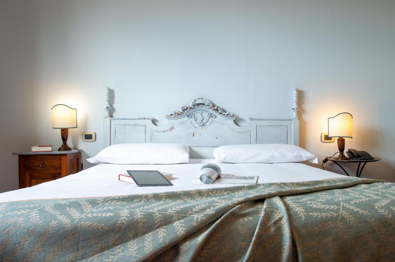 Borgo I Tre Baroni - Spa Suites & Resort Poppi Extérieur photo