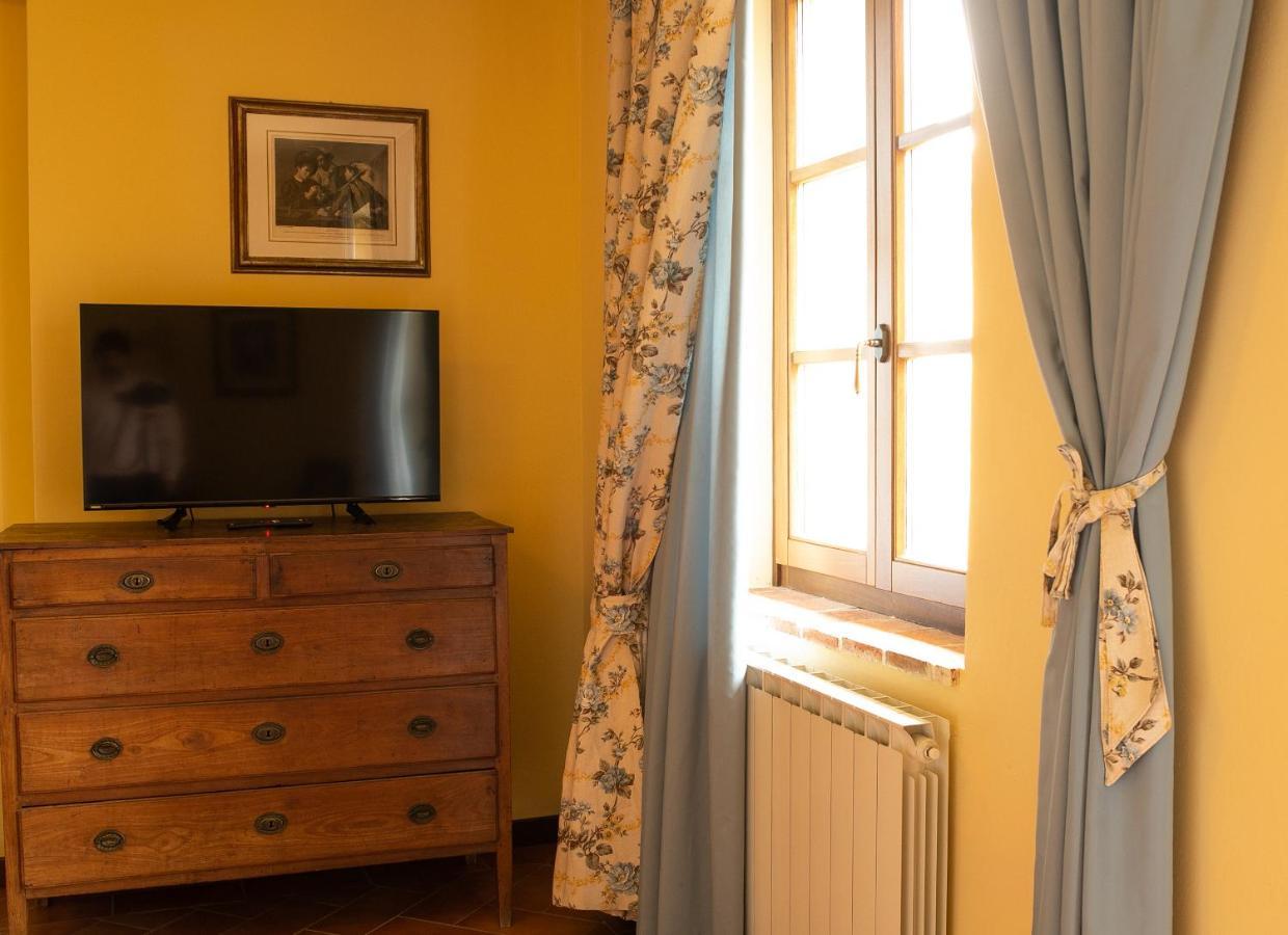 Borgo I Tre Baroni - Spa Suites & Resort Poppi Extérieur photo