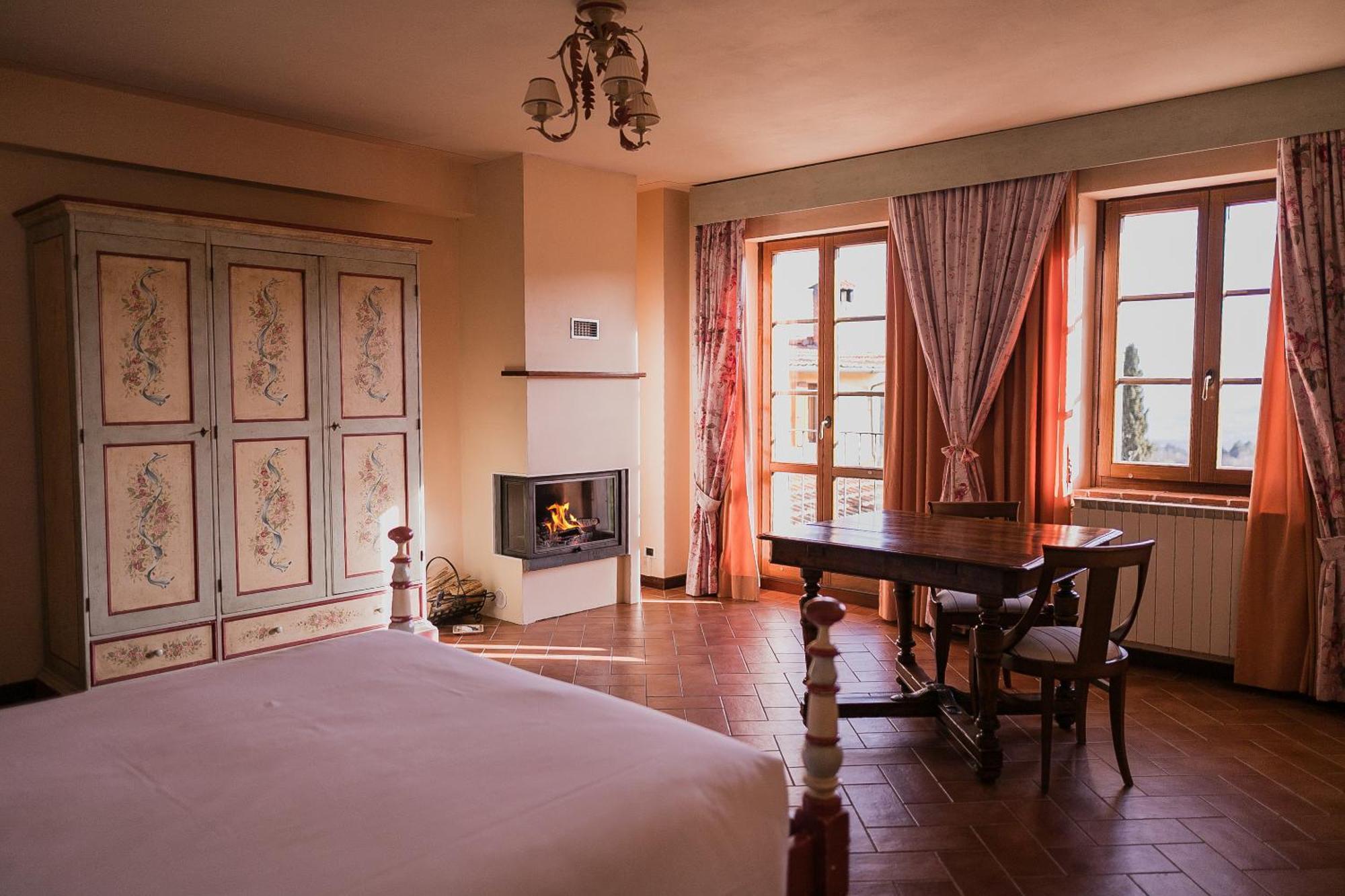 Borgo I Tre Baroni - Spa Suites & Resort Poppi Extérieur photo